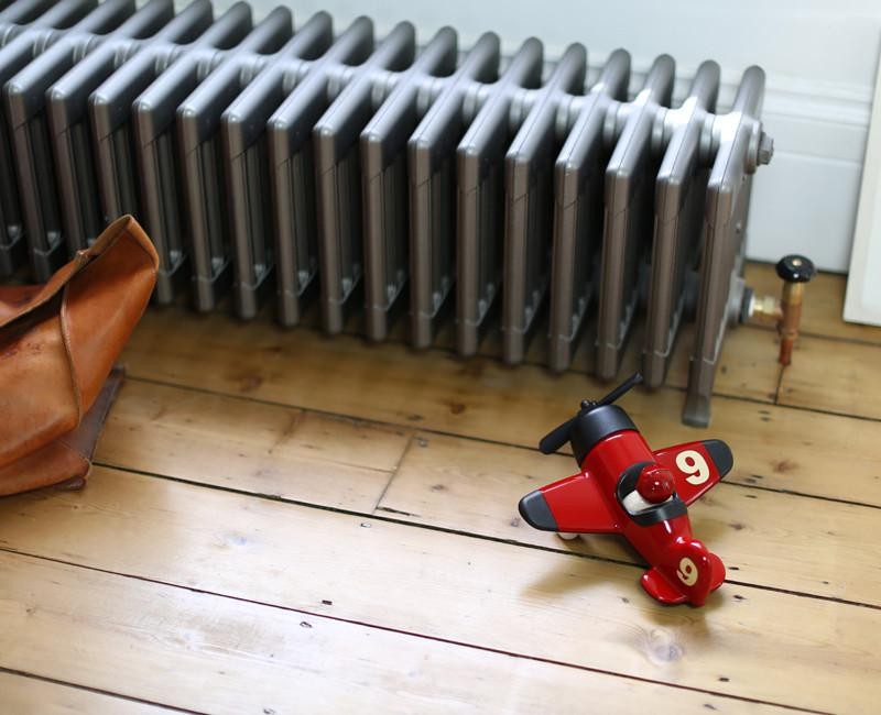 Avion Mimmo Aero Red - Playforever